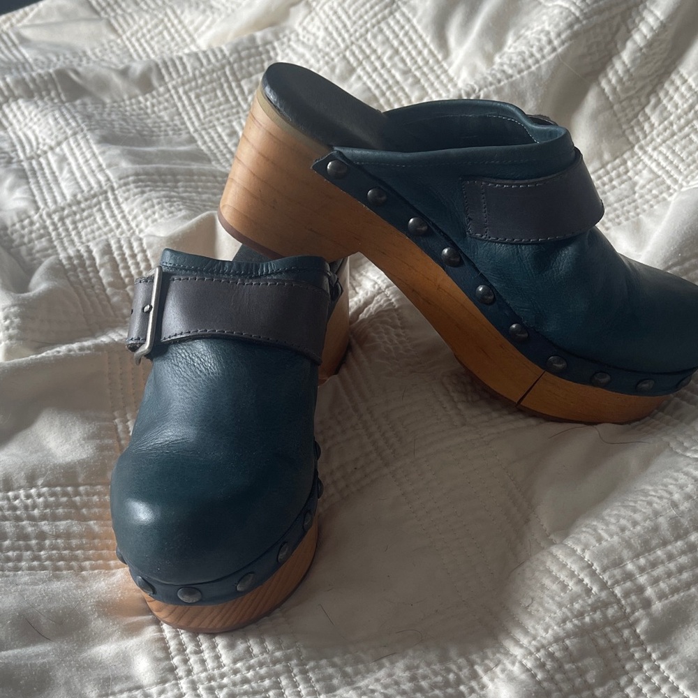 Blue Leather Clogs with Buckle - Picture 2 of 2